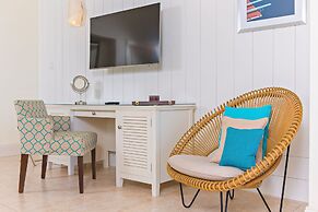 Blue Waters Resort & Spa