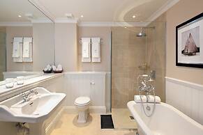 Blue Waters Resort & Spa