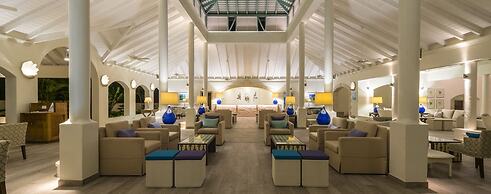 Blue Waters Resort & Spa