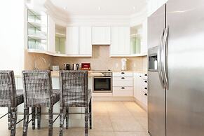 Blue Waters Resort & Spa