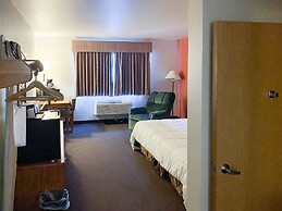 Motel 6 Norway, MI