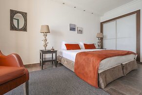 Surplage Hôtel Cavalière