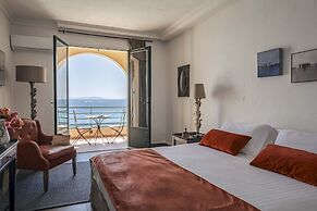 Surplage Hôtel Cavalière