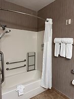 Holiday Inn Express & Suites Chicago-Deerfield/Lincolnshire by IHG