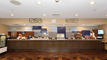 Holiday Inn Express & Suites Chicago-Deerfield/Lincolnshire by IHG
