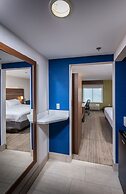Holiday Inn Express Newport North - Middletown by IHG