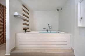 Nissaki Boutique Hotel