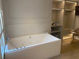 YOU & CO. J. Botánico Boutique Hotel