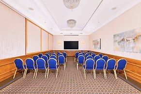 Gefinor Rotana