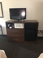 AmericInn by Wyndham Marshall