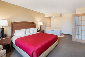 AmericInn by Wyndham Marshall