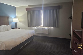 AmericInn by Wyndham Marshall