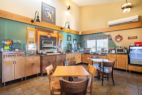 AmericInn by Wyndham Marshall