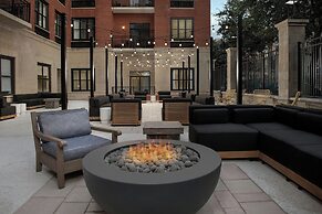 Courtyard by Marriott Savannah Downtown/Historic District