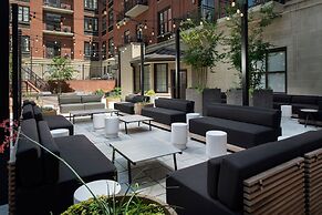 Courtyard by Marriott Savannah Downtown/Historic District