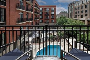 Courtyard by Marriott Savannah Downtown/Historic District