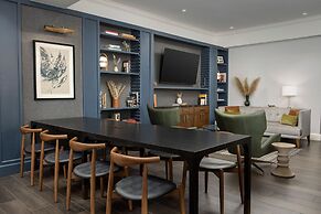 Courtyard by Marriott Savannah Downtown/Historic District