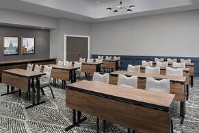 Courtyard by Marriott Savannah Downtown/Historic District