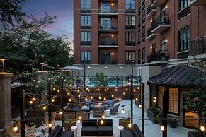 Courtyard by Marriott Savannah Downtown/Historic District