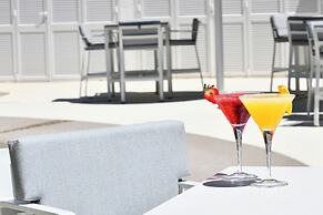 Salles Hotel Marina Portals