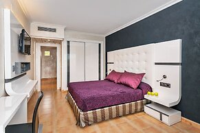 Salles Hotel Marina Portals