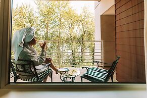 River's Edge Hotel Portland, Tapestry Collection by Hilton