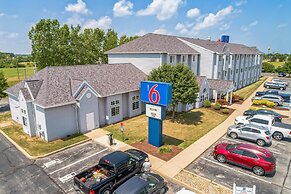 Motel 6 Huron, OH - Sandusky
