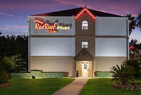 Red Roof Inn PLUS+ & Suites Savannah - I-95