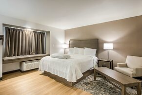 Red Roof Inn PLUS+ & Suites Savannah - I-95