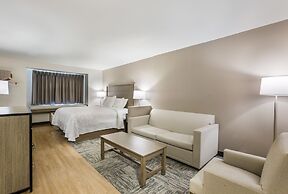 Red Roof Inn PLUS+ & Suites Savannah - I-95