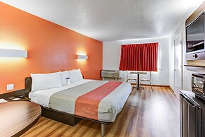 Motel 6 Portland, OR - Tigard West