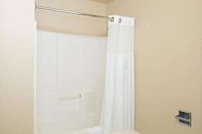 Red Lion Inn & Suites McMinnville