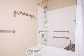 Red Lion Inn & Suites McMinnville