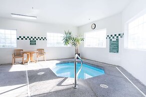 Red Lion Inn & Suites McMinnville