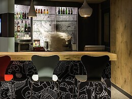 ibis Paris Défense Courbevoie