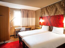 ibis Paris Défense Courbevoie