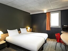 ibis Lannion Cote de Granit Rose
