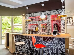 ibis Lannion Cote de Granit Rose