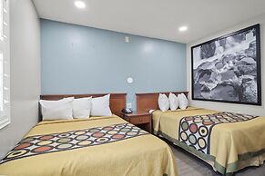 Travelers Inn Medford
