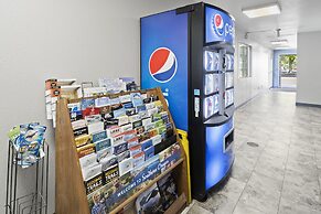 Travelers Inn Medford