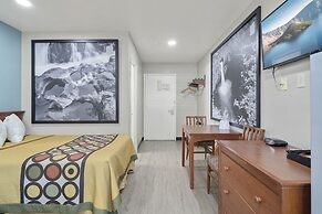 Travelers Inn Medford