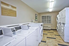 Candlewood Suites Indianapolis by IHG