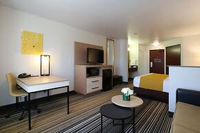 Oxford Suites Spokane Valley