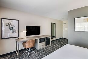 Hourglass Hotel, Trademark Collection by Wyndham
