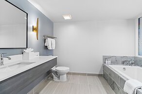 Hourglass Hotel, Trademark Collection by Wyndham