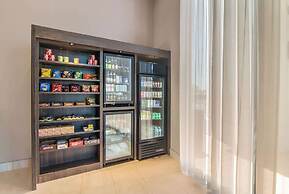 Hourglass Hotel, Ascend Hotel Collection