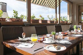 Hotel Diana Roof Garden