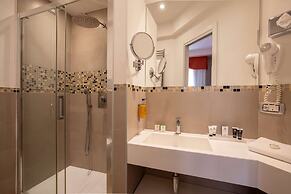 Hotel Diana Roof Garden