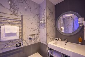 Hotel Diana Roof Garden