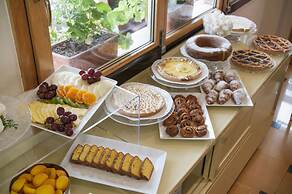 Hotel Diana Roof Garden